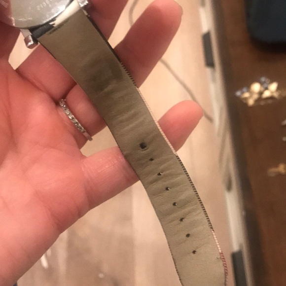 Burberry watch - Picture 8 of 8